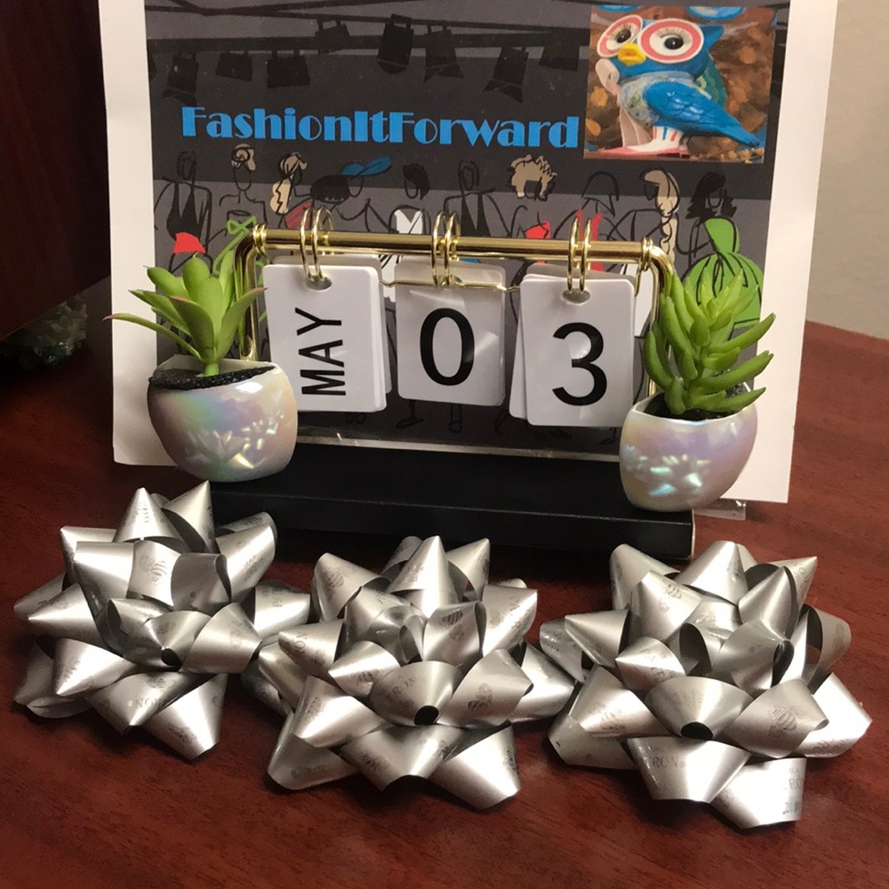 Set of 3 Patron Tequila Silver Gift Bows 4 1/2"